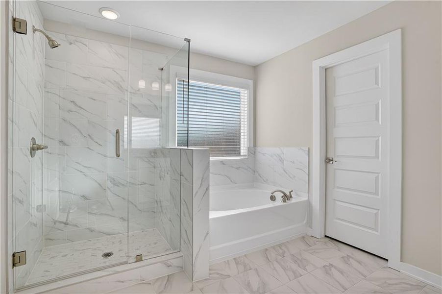 Furnished interior view inside a new home in , Villa Rica (Image 9).