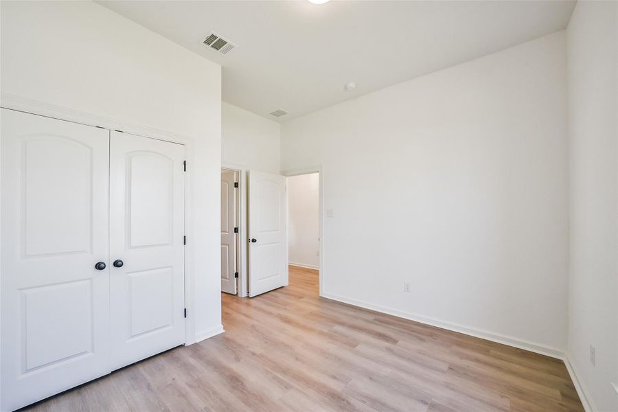 Spacious, unfurnished interior of a new home in Mostyn Springs, Magnolia (Image 15). Spacious, unfurnished interior of a new home in Mostyn Springs, Magnolia (Image 15).