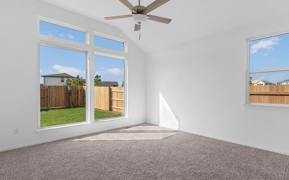 Spacious, unfurnished interior of a new home in Elyson, Katy (Image 10).