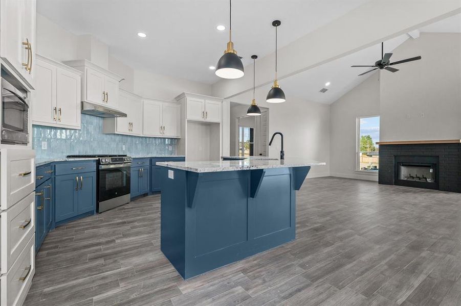 Furnished interior view inside a new home in , Lindale (Image 10). Furnished interior view inside a new home in , Lindale (Image 10).