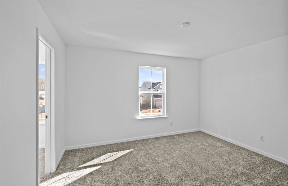 Spacious, unfurnished interior of a new home in Parkside Crossing, Charlotte (Image 14).