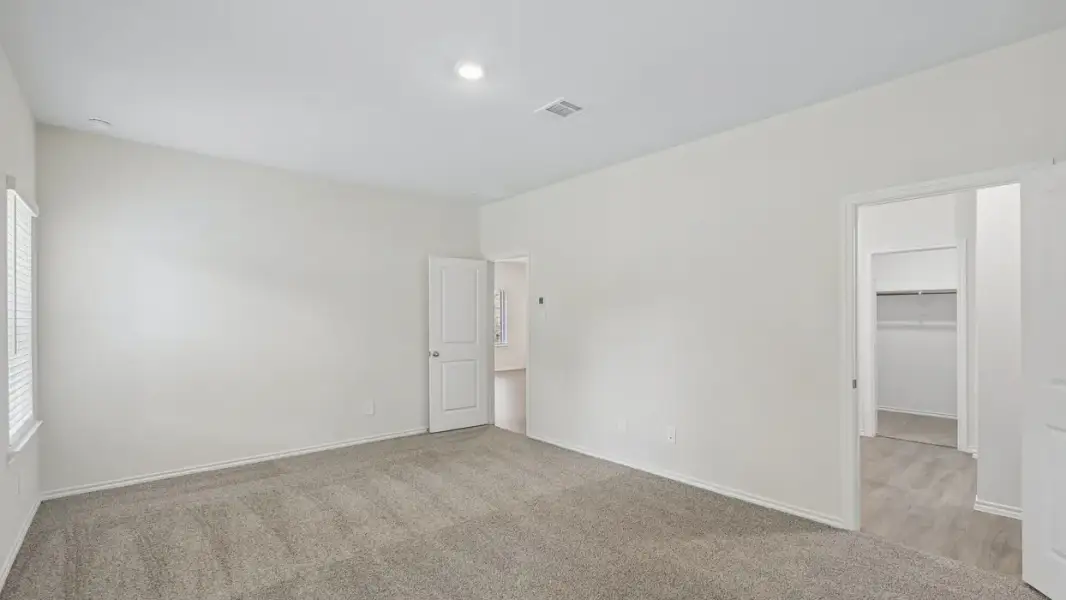 Representative unfurnished interior of a home built from the Kirby by D.R. Horton in Three Oaks, Sherman (Image 10). Representative unfurnished interior of a home built from the Kirby by D.R. Horton in Three Oaks, Sherman (Image 10).
