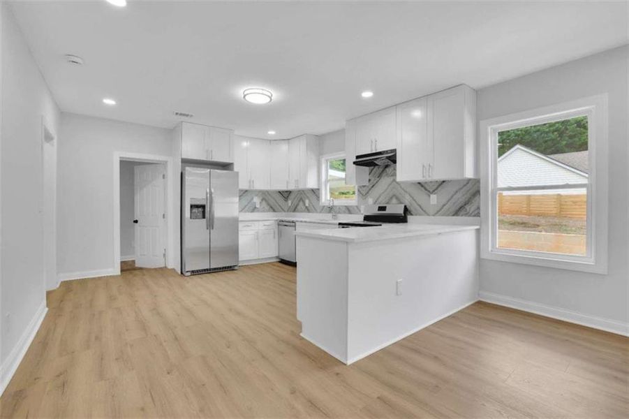 Furnished interior view inside a new home in , Smyrna (Image 5).