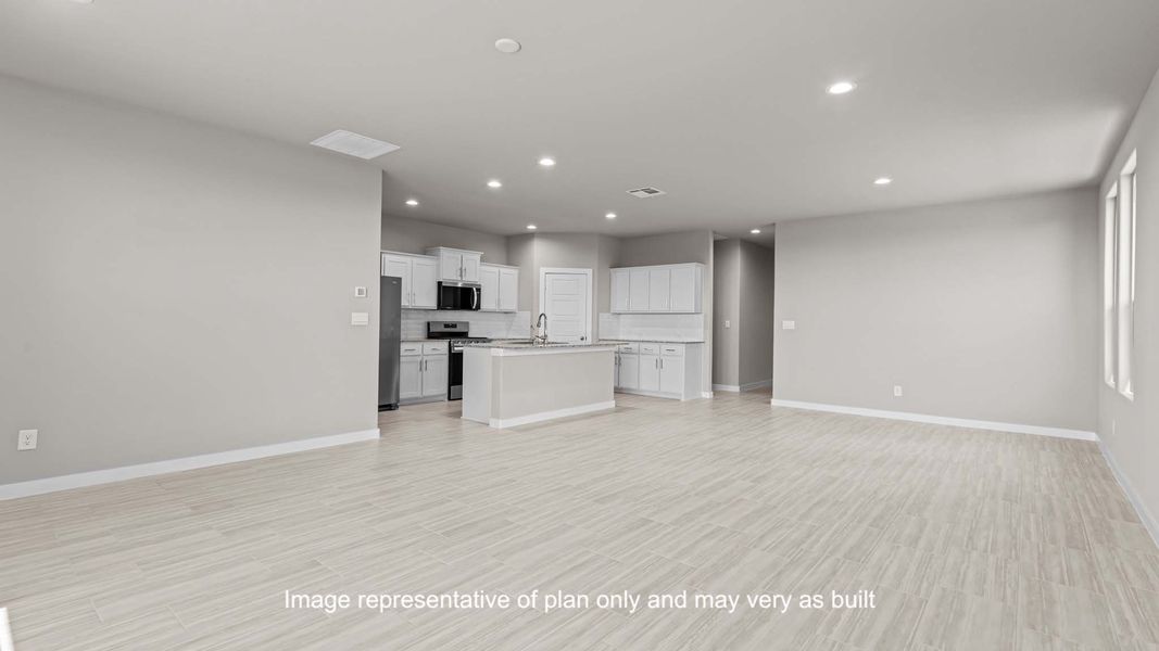 Spacious, unfurnished interior of a new home in Viridian, Lubbock (Image 22).