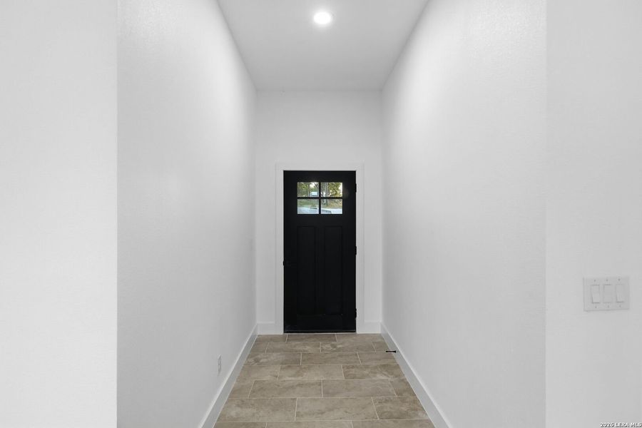 Spacious, unfurnished interior of a new home in , Canyon Lake (Image 29). Spacious, unfurnished interior of a new home in , Canyon Lake (Image 29).