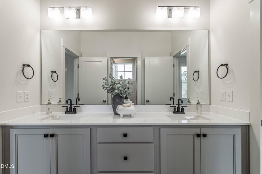 401_STABLE_VALLEY_INTERIOR_66