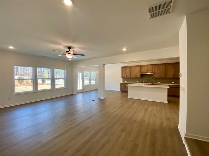 Spacious, unfurnished interior of a new home in Arbors at Richland Creek, Buford (Image 18).