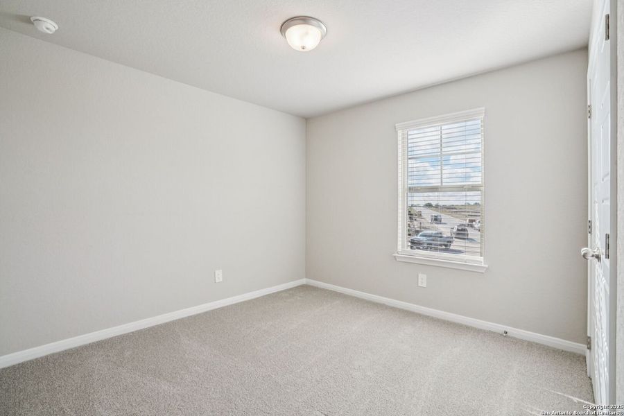 Spacious, unfurnished interior of a new home in Royal Crest, San Antonio (Image 40).