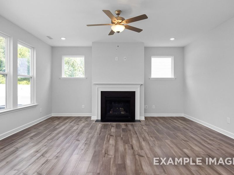 Spacious, unfurnished interior of a new home in Woodland Crossing, Zebulon (Image 10).