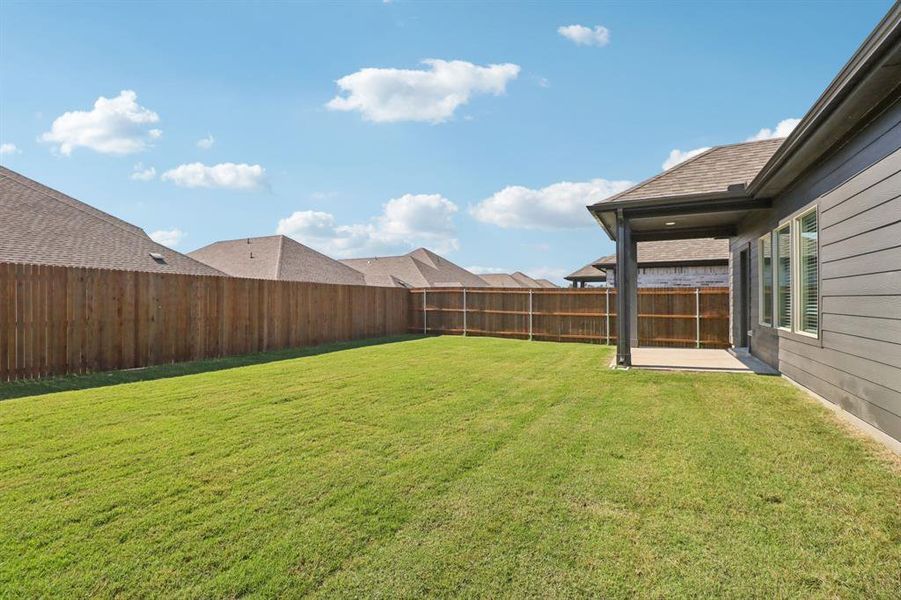 Exterior details and patio area of a home in Southridge - Signature Series, Princeton (Image 22). Exterior details and patio area of a home in Southridge - Signature Series, Princeton (Image 22).