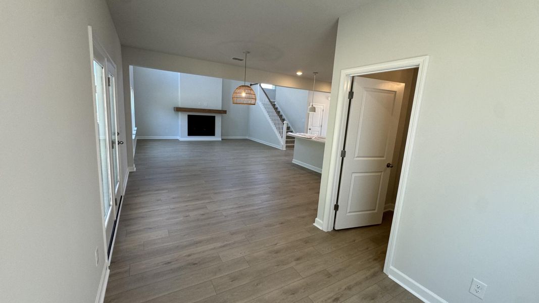 Spacious, unfurnished interior of a new home in Watson Hill, Summerville (Image 33).
