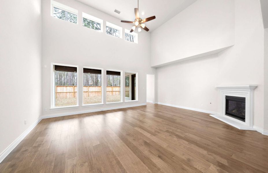 Representative unfurnished interior of a home built from the 3099 by Ravenna Homes in The Highlands 55′, Porter (Image 27). Representative unfurnished interior of a home built from the 3099 by Ravenna Homes in The Highlands 55′, Porter (Image 27).