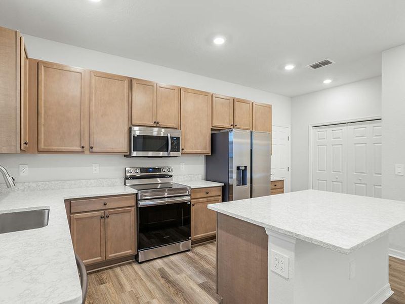 Move-in ready bungalow for sale in St Cloud, FL!