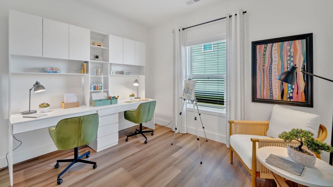 Furnished interior view inside a new home in Deerbrook, Morristown (Image 26).