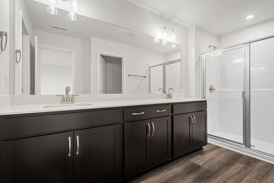 The Lennox A Primary Suite Bathroom The Lennox A Primary Suite Bathroom