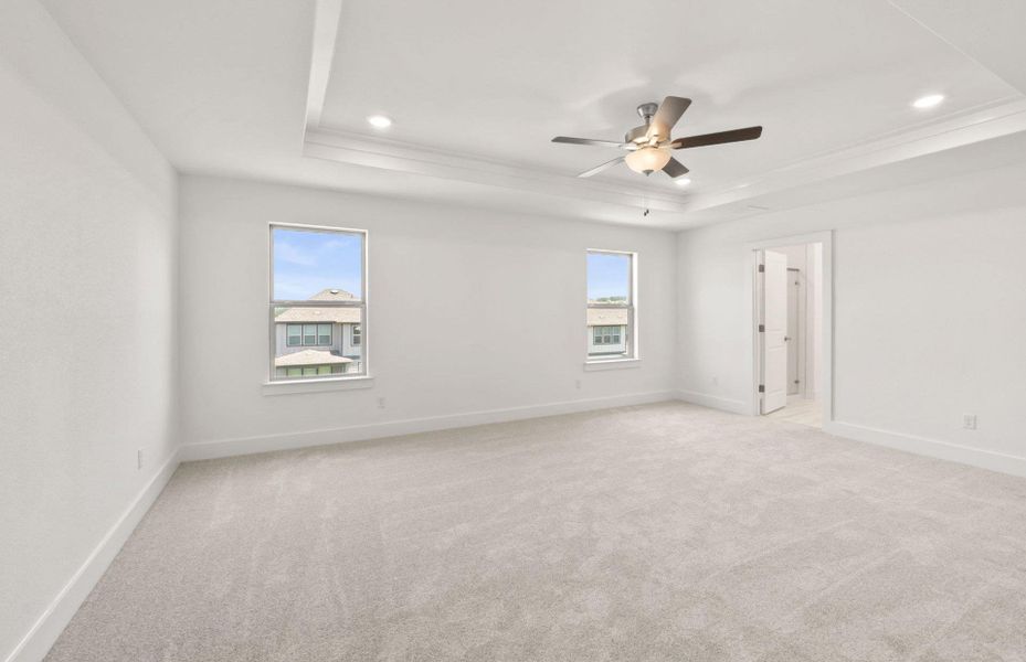 Spacious, unfurnished interior of a new home in Saddleback at Santa Rita Ranch, Liberty Hill (Image 16).