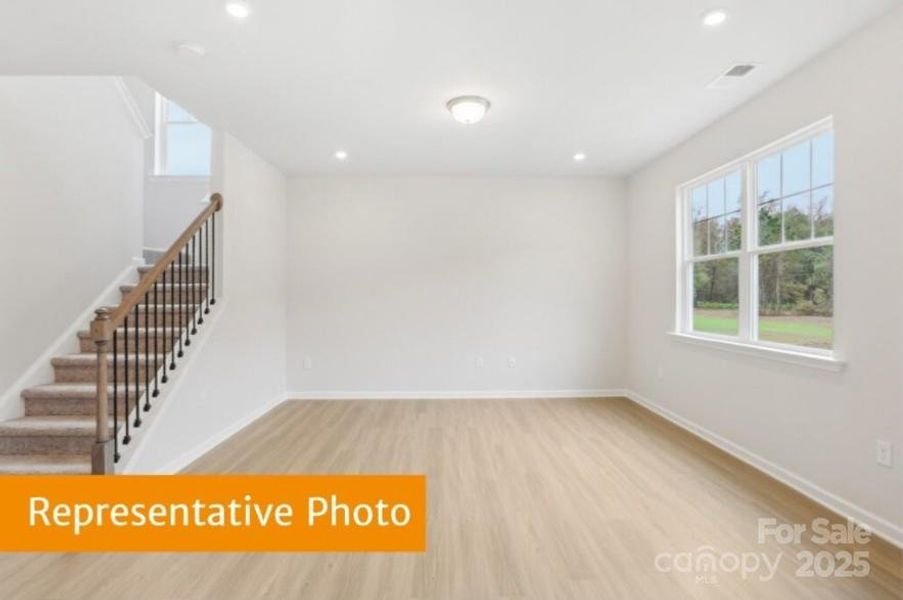 Spacious, unfurnished interior of a new home in Catawba Trace, Catawba (Image 2).