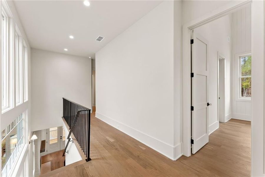 Spacious, unfurnished interior of a new home in , Chattahoochee Hills (Image 13).