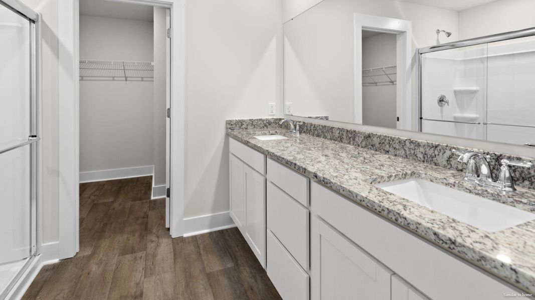 Furnished interior view inside a new home in Vineyard Trail, Jacksonville (Image 10).