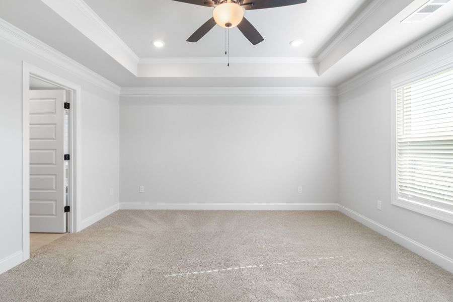 Spacious, unfurnished interior of a new home in Ridge Pointe, Athens (Image 24).
