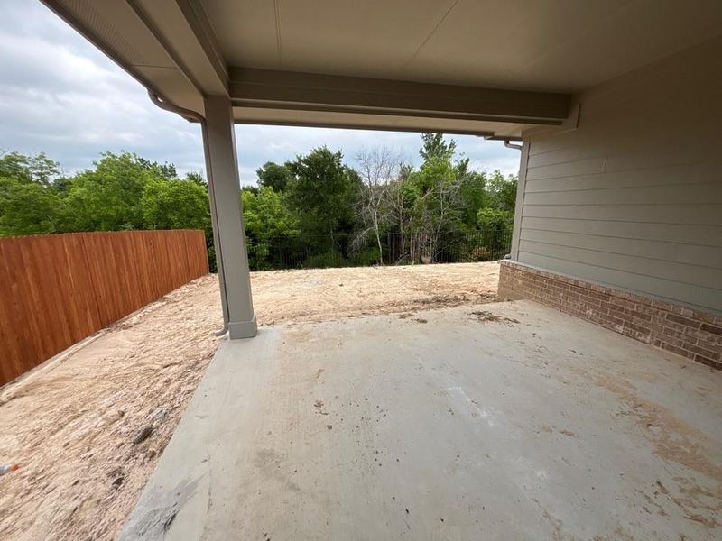 Exterior details and patio area of a home in Waterford Park, Weatherford (Image 3).