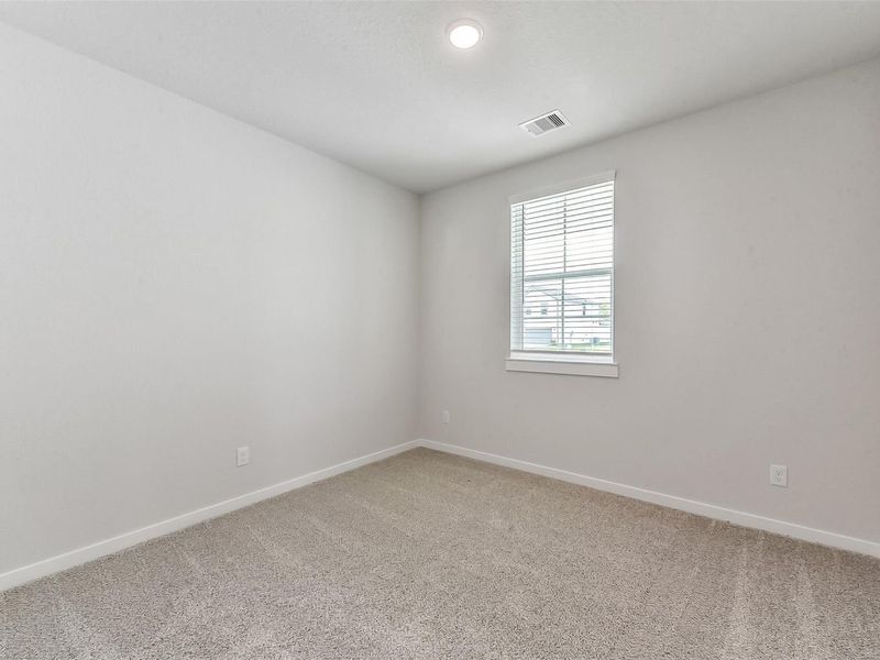 Spacious, unfurnished interior of a new home in Liberty Estates, Cleveland (Image 36).