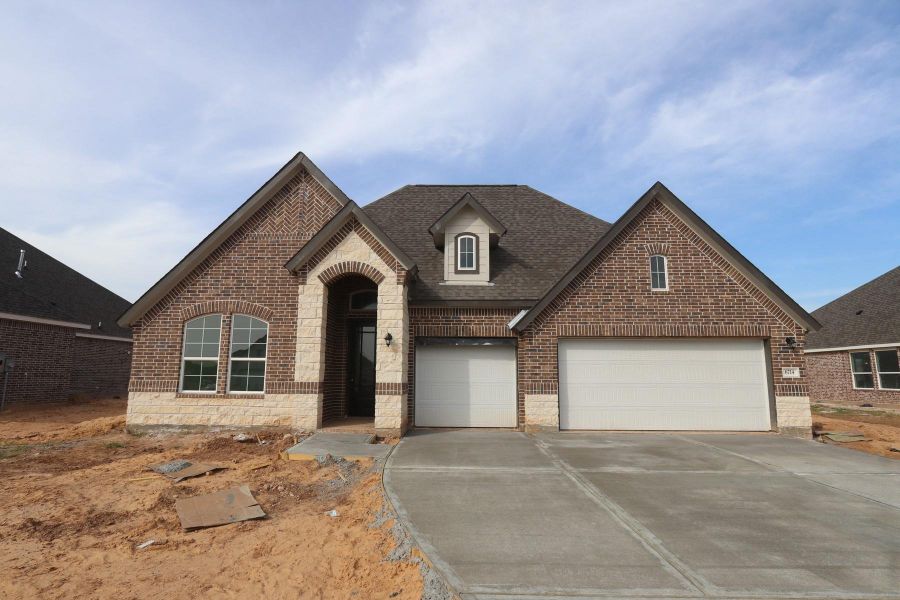One story home with 4 beds, 3 baths, and 3 car garage. One story home with 4 beds, 3 baths, and 3 car garage.