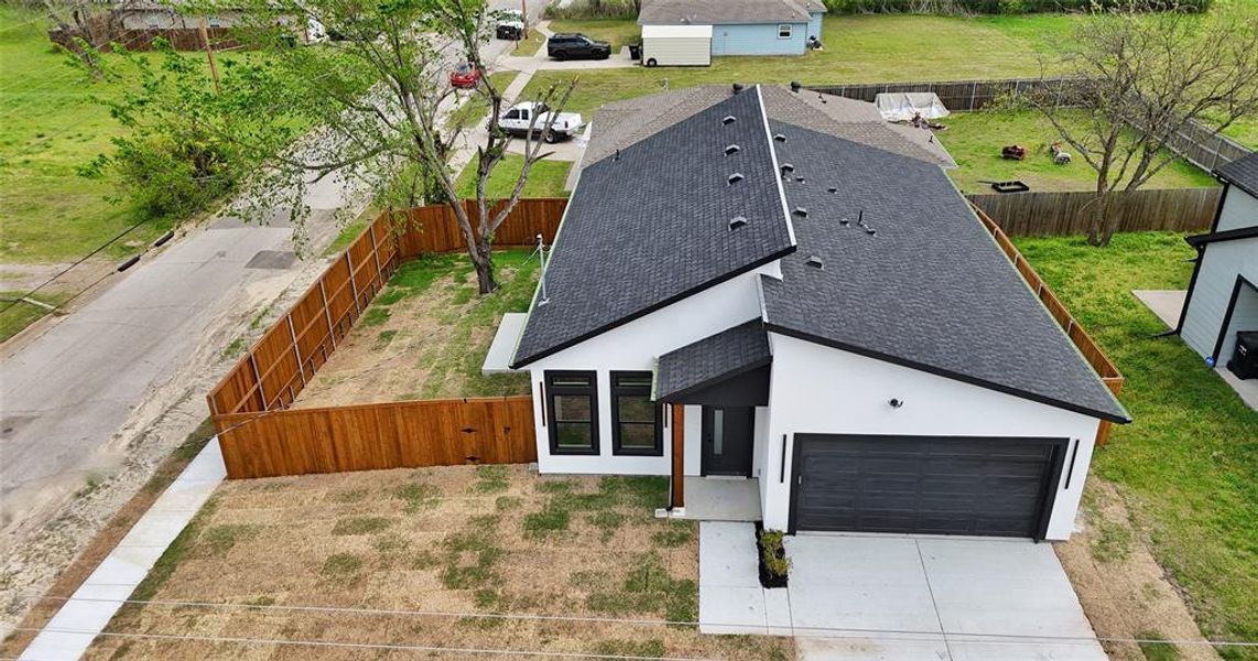 Image 23 of a home in . Image 23 of a home in .