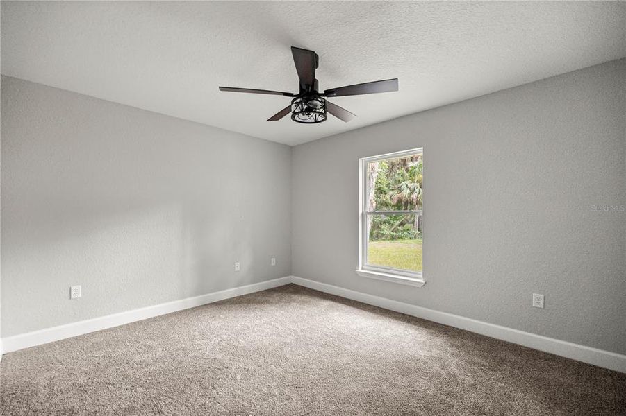 Spacious, unfurnished interior of a new home in , Ocala (Image 26).