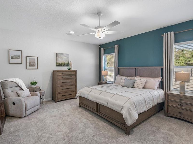Find rest and relaxation in your spacious, private owner`s suite - Summerlyn II by Highland Homes