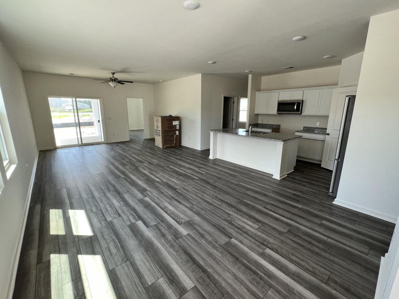 Spacious, unfurnished interior of a new home in Crossing at Givhans, Ridgeville (Image 9).