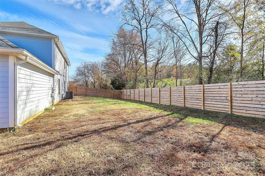 Entertain with family, friends and fur babies! Entertain with family, friends and fur babies!