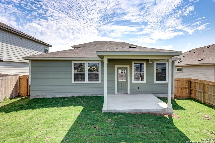 Front exterior of a new home in Cinco Lakes, San Antonio, TX, highlighting curb appeal (Image 2). Front exterior of a new home in Cinco Lakes, San Antonio, TX, highlighting curb appeal (Image 2).