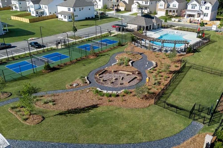 Community amenities in Bennett Farm, Loganville (Image 50).