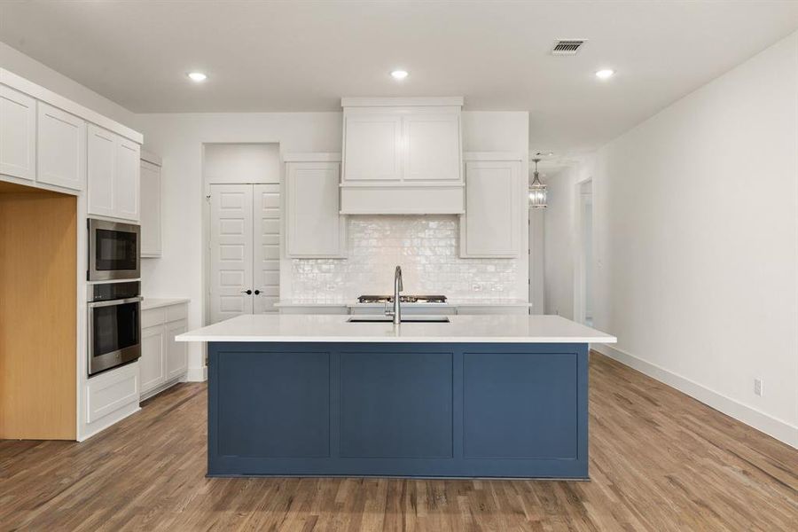 Furnished interior view inside a new home in Settlers Glen, New Fairview (Image 16).