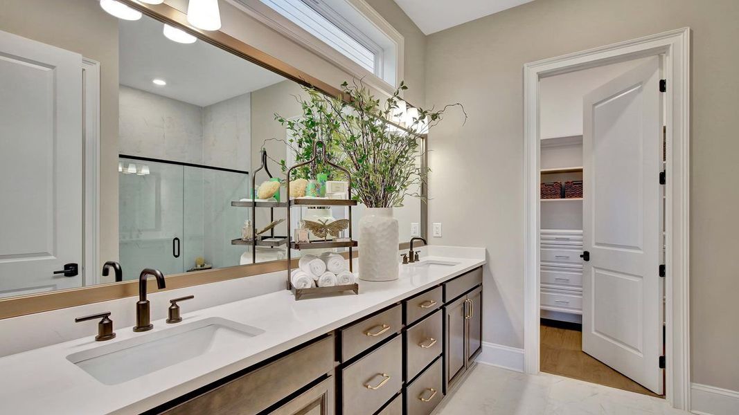 Owner's Bath Owner's Bath