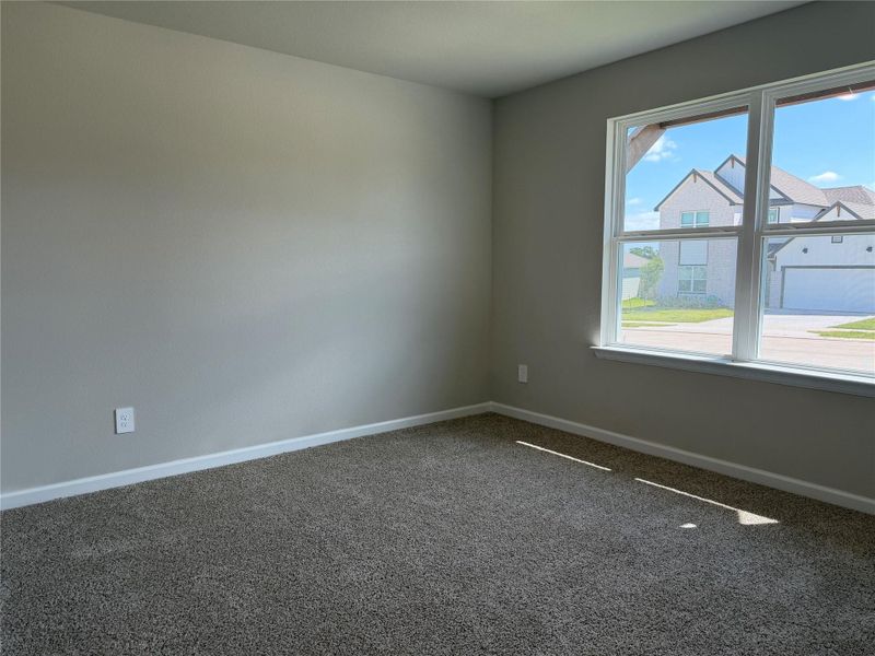 Spacious, unfurnished interior of a new home in Liberty Village, Brenham (Image 10).