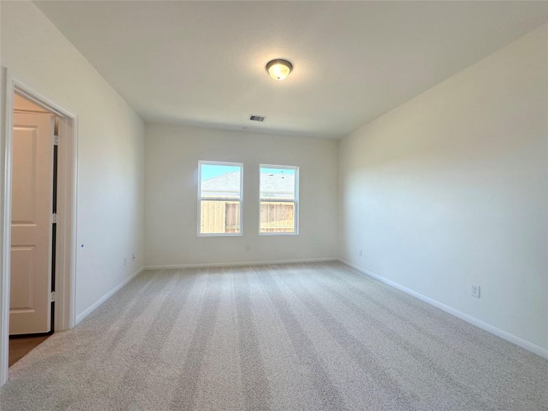 Spacious, unfurnished interior of a new home in Colony at Pinehurst, Pinehurst (Image 10). Spacious, unfurnished interior of a new home in Colony at Pinehurst, Pinehurst (Image 10).