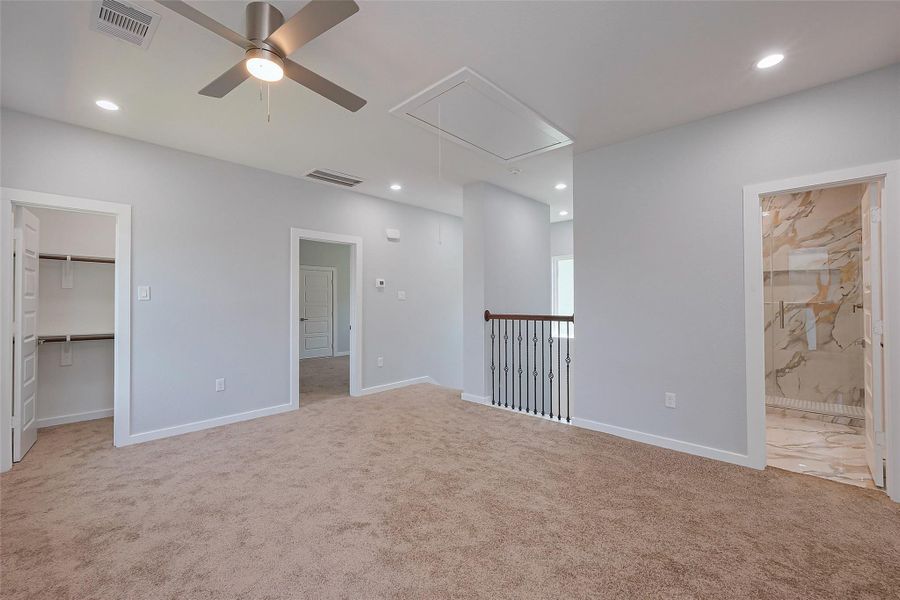 Spacious, unfurnished interior of a new home in , Houston (Image 21).