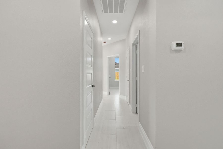 Spacious, unfurnished interior of a new home in , Conroe (Image 37). Spacious, unfurnished interior of a new home in , Conroe (Image 37).
