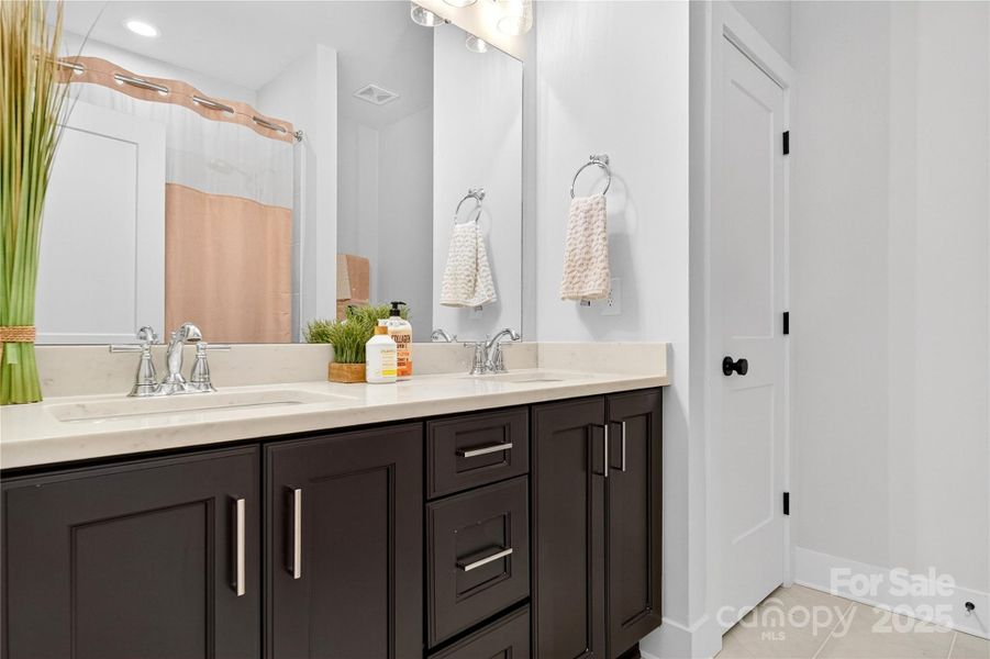 And An En Suite, The 3rd Full Bathroom And An En Suite, The 3rd Full Bathroom