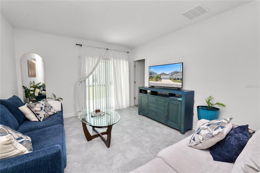 Furnished interior view inside a new home in Cascades, Davenport (Image 11). Furnished interior view inside a new home in Cascades, Davenport (Image 11).