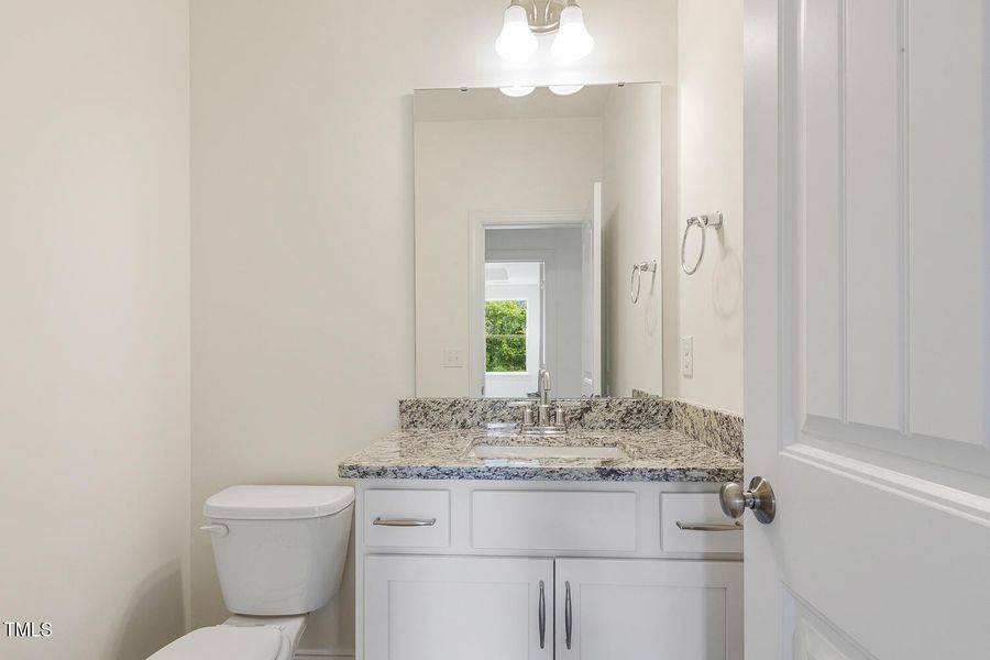 030_54716351391_o 030_54716351391_o