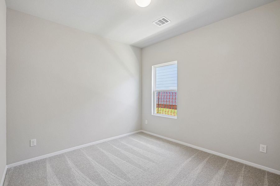 Spacious, unfurnished interior of a new home in Edgebrooke, Pflugerville (Image 22).