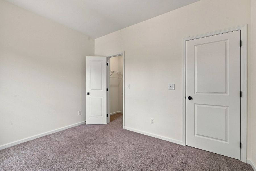 Spacious, unfurnished interior of a new home in Spring Branch, Smyrna (Image 34).