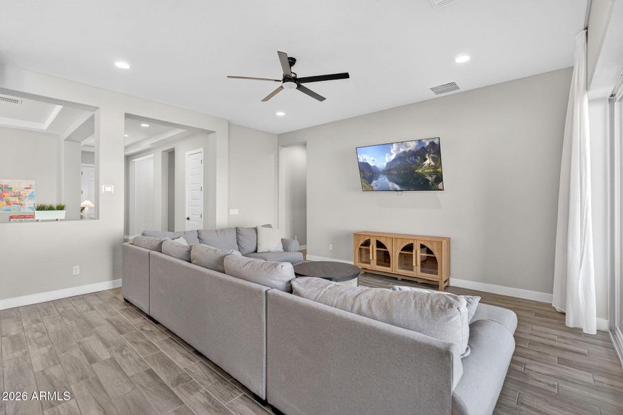 7-web-or-mls-42- E Pegasus Pkwy