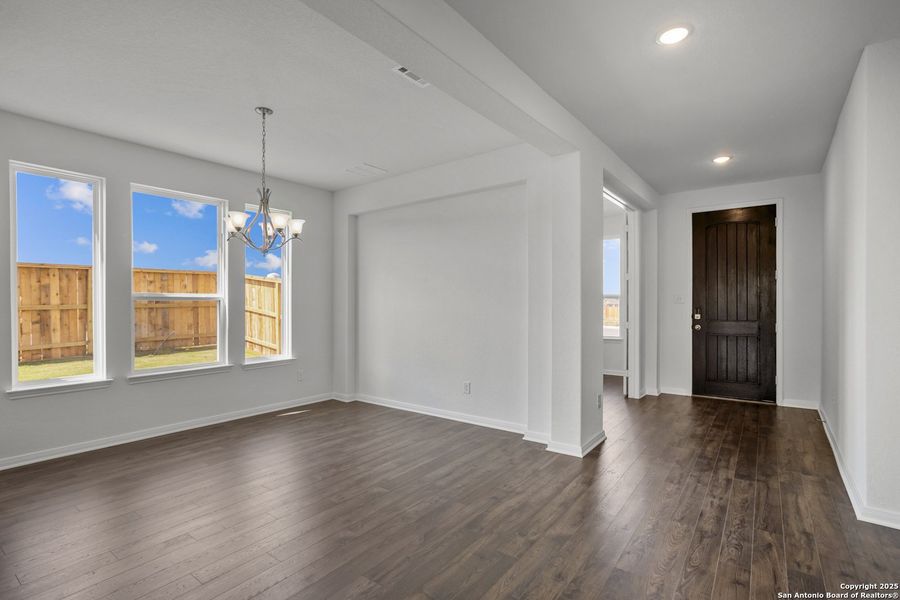 Spacious, unfurnished interior of a new home in Homestead, Schertz (Image 22).
