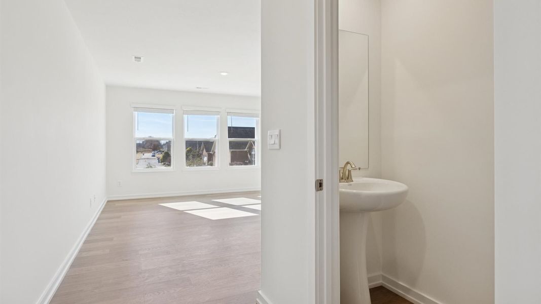 Spacious, unfurnished interior of a new home in Highland View, Seymour (Image 12).