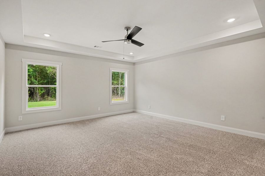 Spacious, unfurnished interior of a new home in Flint Farms, Concord (Image 38).