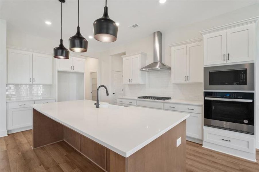 Furnished interior view inside a new home in , Gainesville (Image 15).